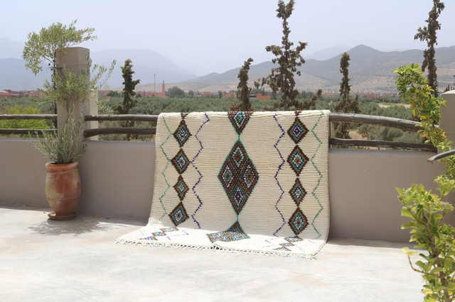 Azilal "Triple Columns"