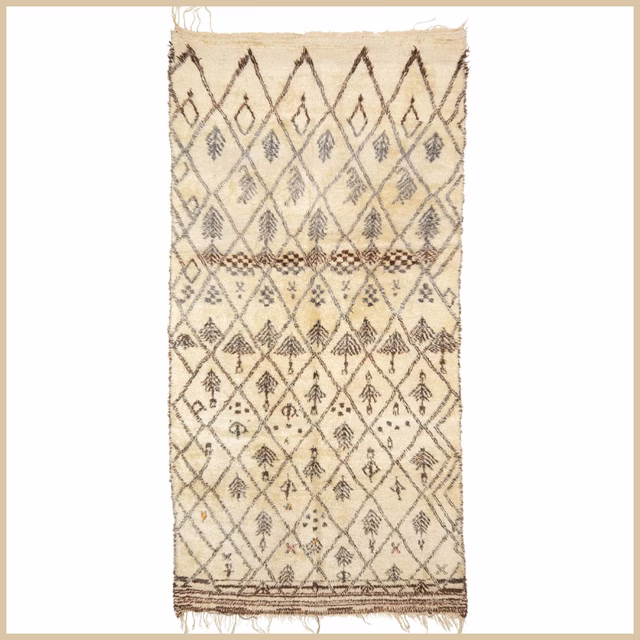 Ouarain "White Ornament"