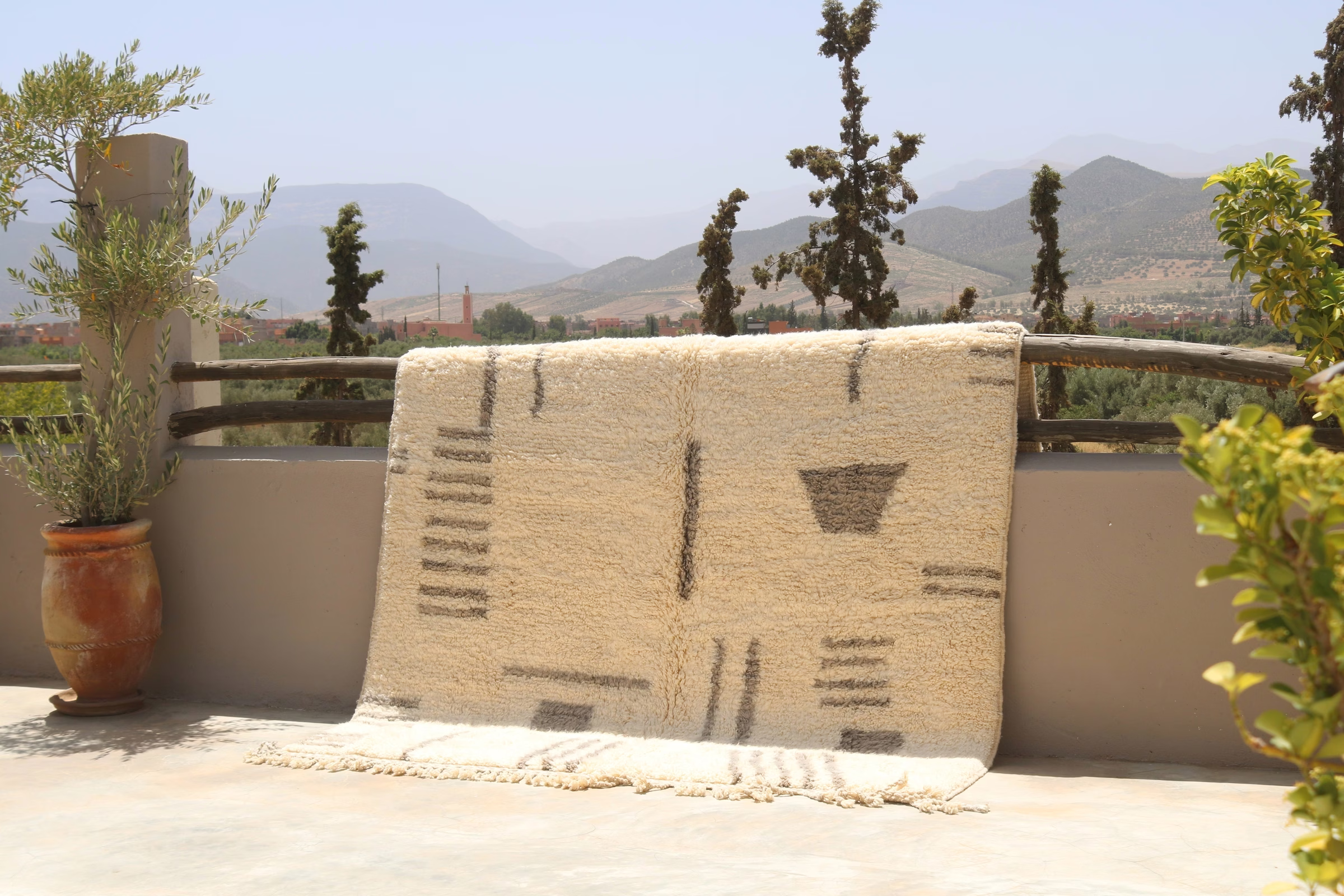 Beni Ouarain "Quiet Signs"
