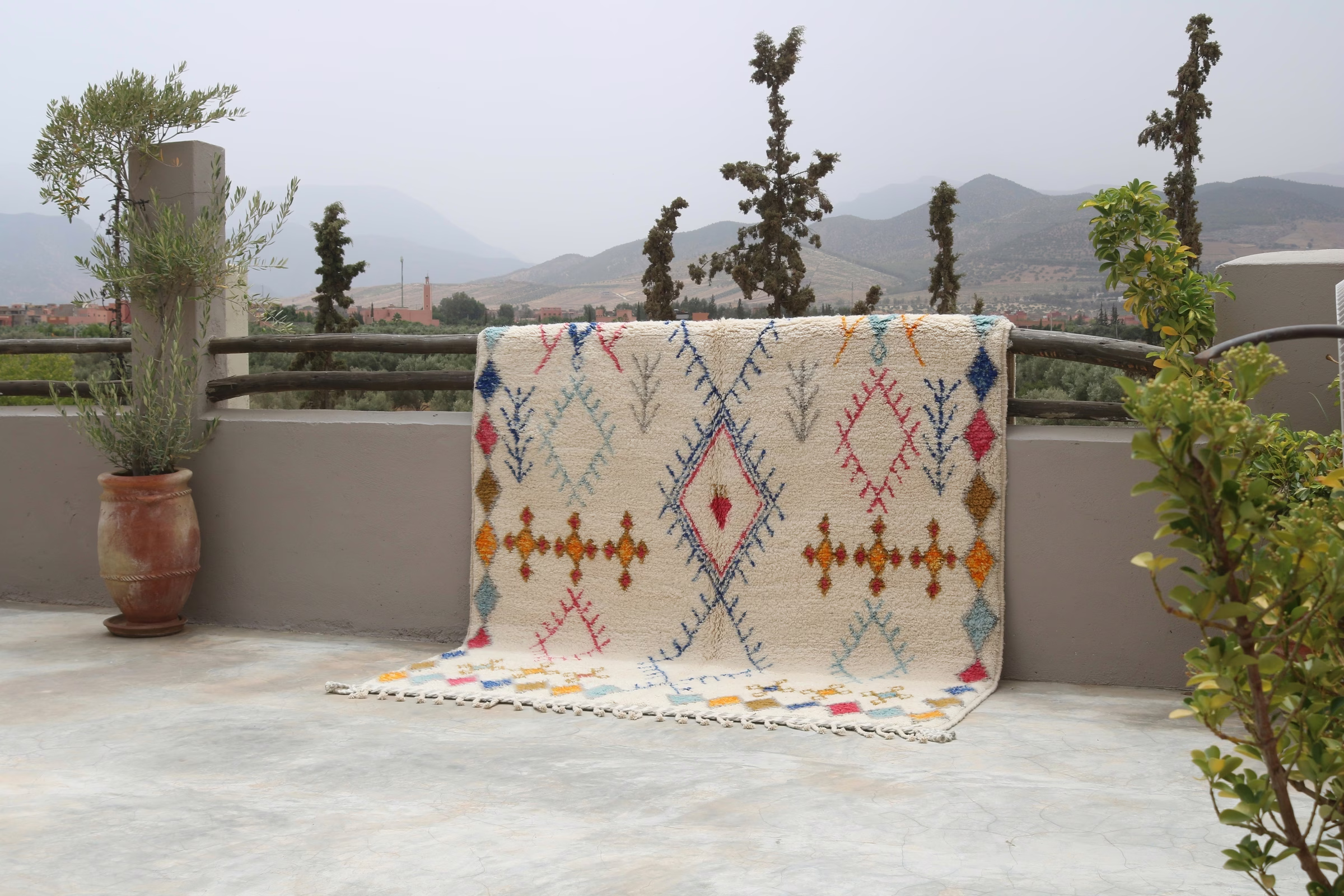 Azilal "Delicate Lattice"