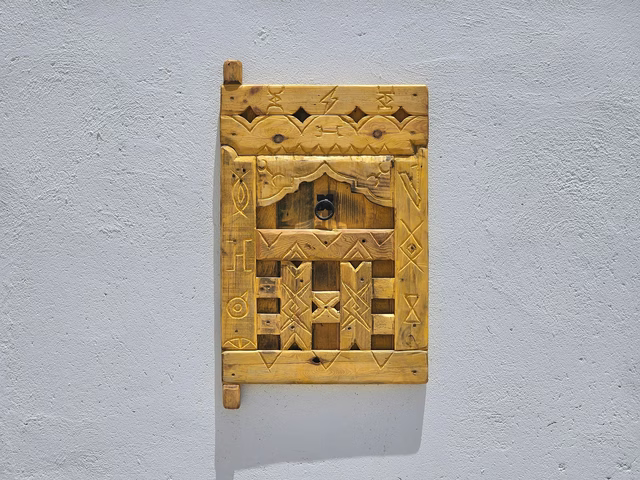 Amazigh Carved Wood Wall Panel 72×50 cm – Window Lattice Motif