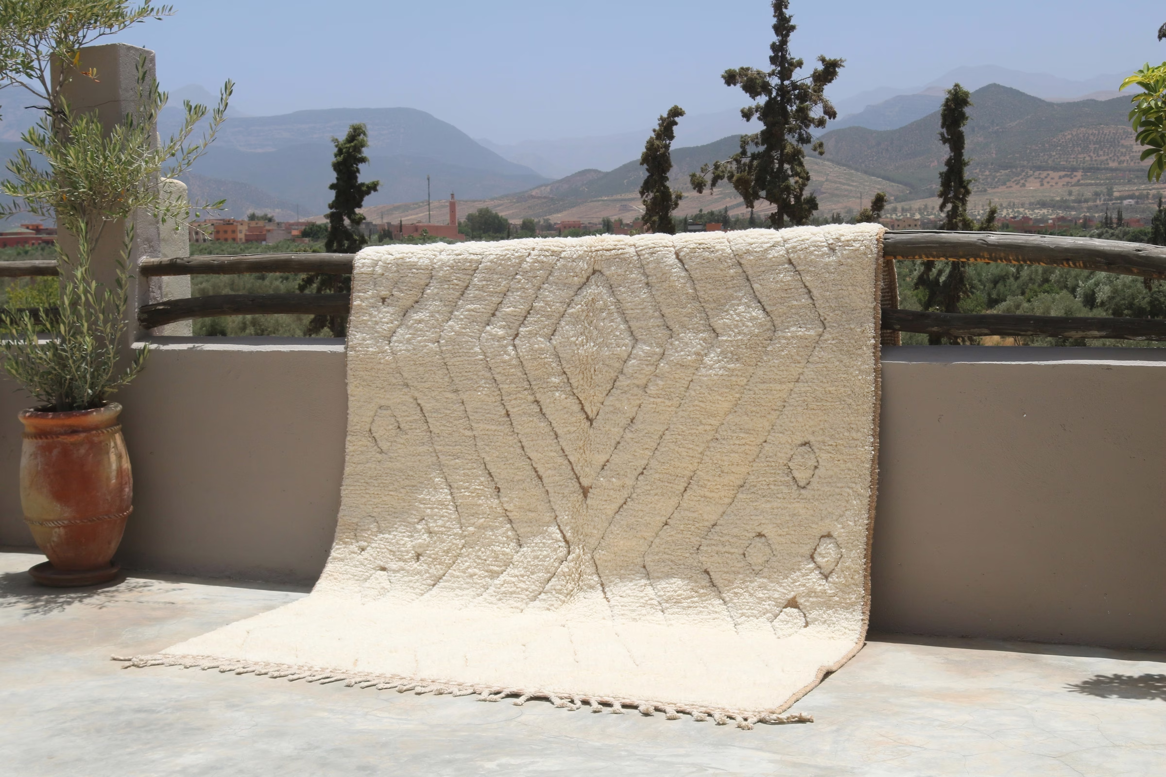 Beni Ouarain "Pale Lattice" - Image 1